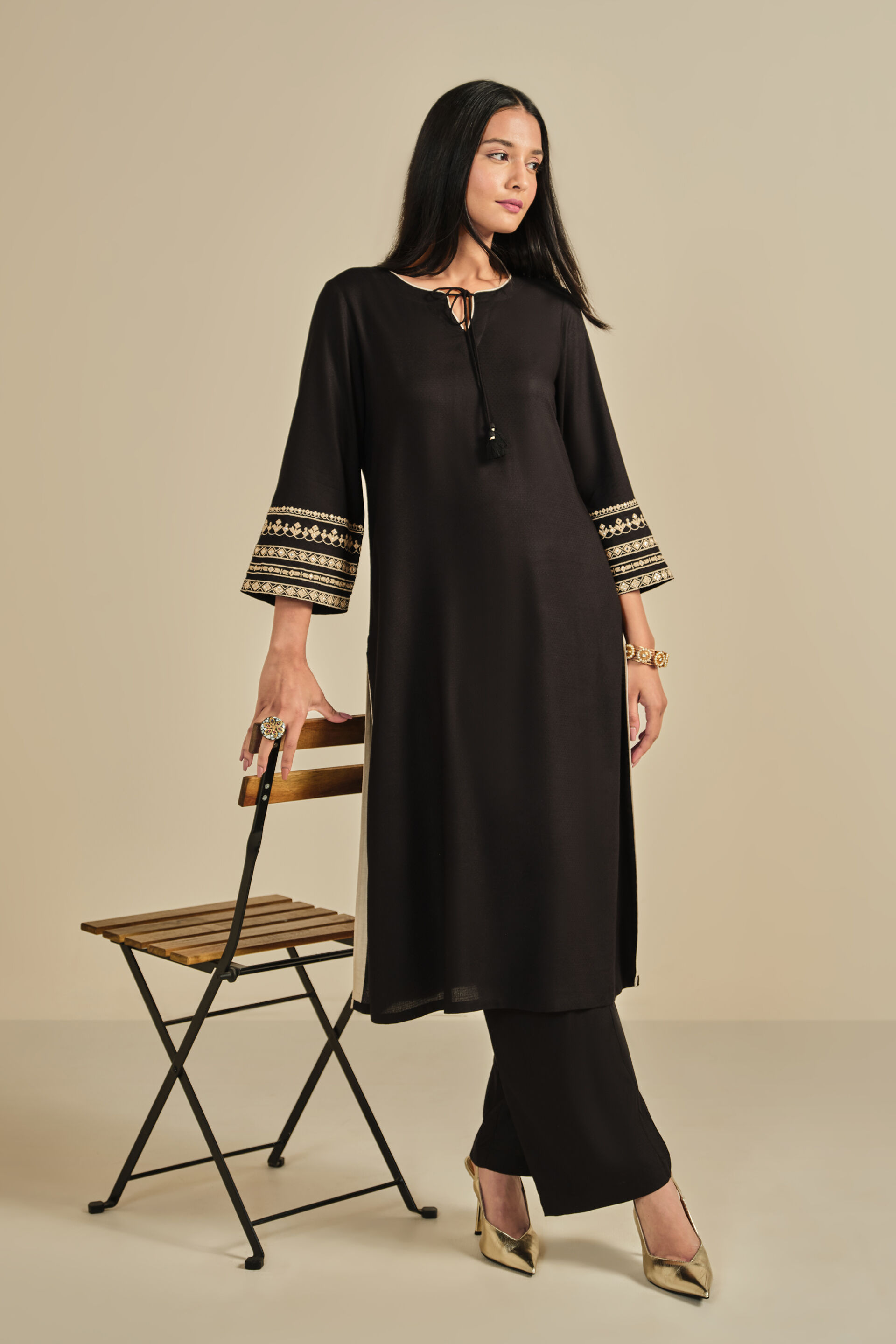 Raag Noir Kurta Set, Black, image 3